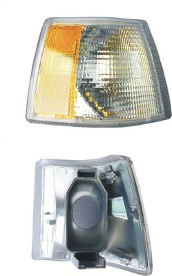 URO Parts 6817774 Turn Signal Light Assembly