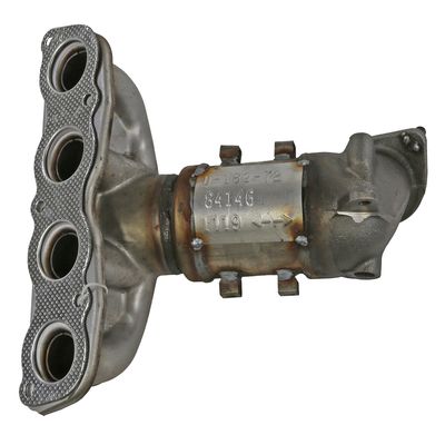 Walker Exhaust 84146 Catalytic Converter with Integrated Exhaust Manifold